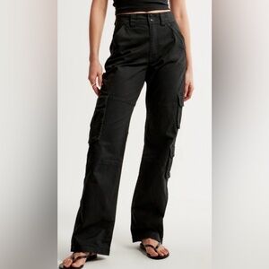 Abercrombie women’s relaxed cargo pant
